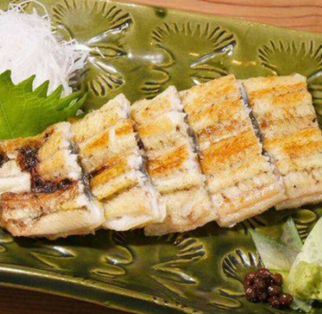 炭焼うなぎの白焼き半身