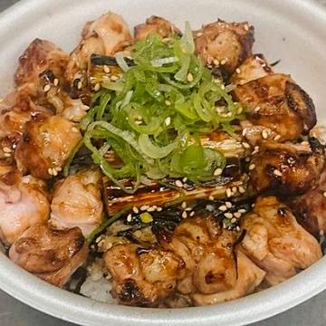 炭火焼「焼き鳥丼」
