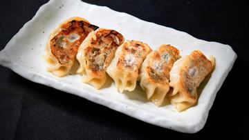 焼き餃子 煎子Pan-Fried Dumplings