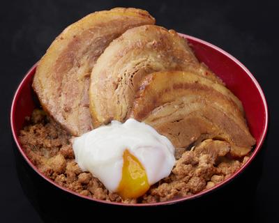 【とろーり温玉】チャーシュー丼(チャーシュー3枚,そぼろ50g,ご飯200g, 温玉)