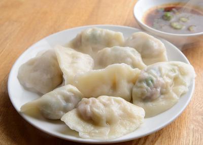 手作り水餃子8個
