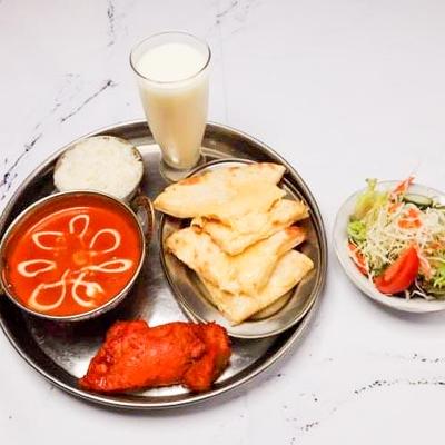 キーマカリーとチーズナンのセット / Keema curry cheese nan set