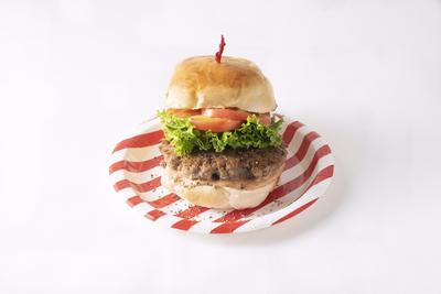100%レタス＆トマトバーガー/The 100% Burger w/ Lettuce ＆ Tomato