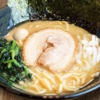 【人気No1】醤油豚骨