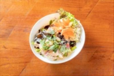 ヤムウンセン Yam Wunsen (Spicy Glass Noodle Salad)