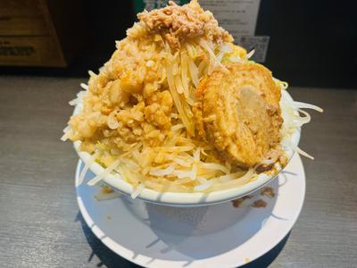【当店人気ナンバーワン】二郎系らーめん(麺、ヤサイ別梱) 豚1枚 肉4個