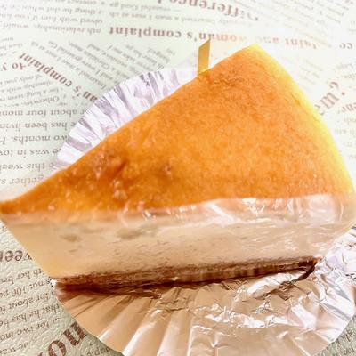 ラム酒薫るチーズケーキ カット Cheesecake