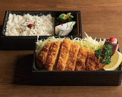 三元豚ロースかつ弁当