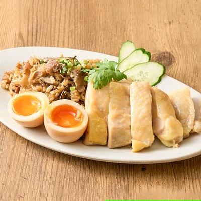 半熟煮卵付き！牛飯カオマンガイ Seasoned Egg on Beef Rice Khao Man Gai