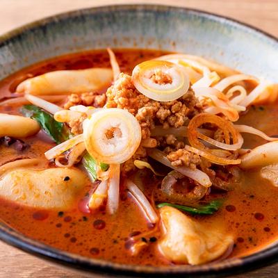 金の坦々スープ餃子