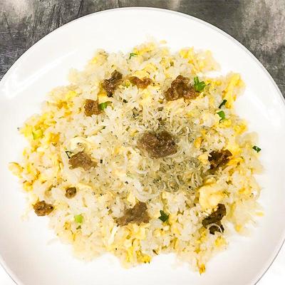 ジャコと梅干しのチャーハン