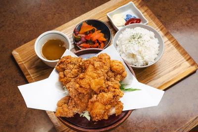 こだわり塩麹からあげ定食(5個入り 50g×5 約250g)