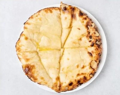 チーズナン/Cheese Nan