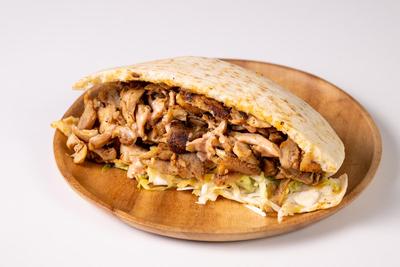 ケバブサンドKebab sandwich