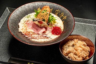 【人気No.4】赤牡蠣ラーメン 牡蠣ご飯セット
