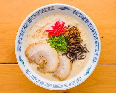 【白】 薬味無料博多豚骨らーめん