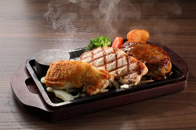 ハンバーグ＆チキン＆もち豚(ライス付き)