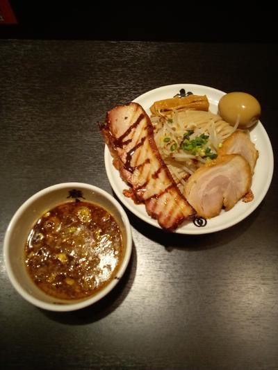 巌虎つけ麺