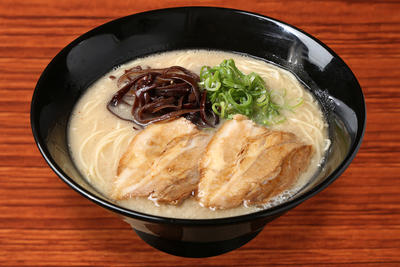 とんこつラーメン Pork Bone Broth Ramen Noodles