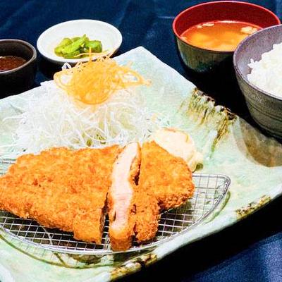 人気NO1！ロースかつと一口冷しゃぶ(豚汁付き)