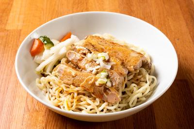 特製麻辣鶏冷麺