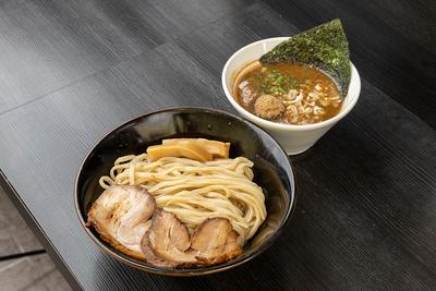 濃厚白湯スープのつけ麺