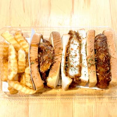 ● 【カテゴリー内 人気No.1】三元豚ロースカツ(200g!!!)サンド・ポテトセット