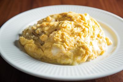 ゴールデンチャーハン チーズオムレツ