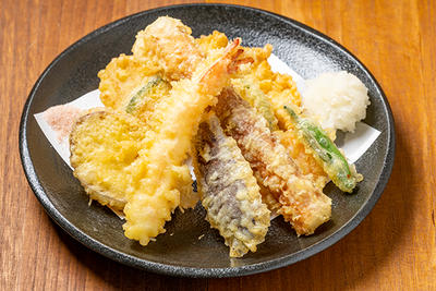 天ぷら盛り合わせ Assorted Tempura Platter