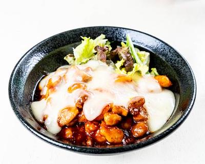 チーズダッカルビ丼 Cheese Dak-Galbi Rice Bowl