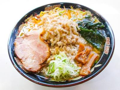 背脂味噌らーめん