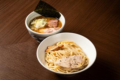大山鶏のつけめん(三種チャーシュー入り)