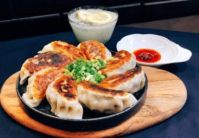 大きい肉餃子/5個入(5个煎子, 5 pieces Grilled Gyoza)
