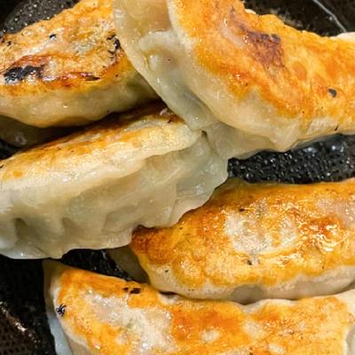 手作り焼き大餃子 (大きい餃子)