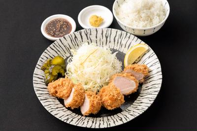 【ご飯またはキャベツ大盛り無料！】ヒレかつ弁当