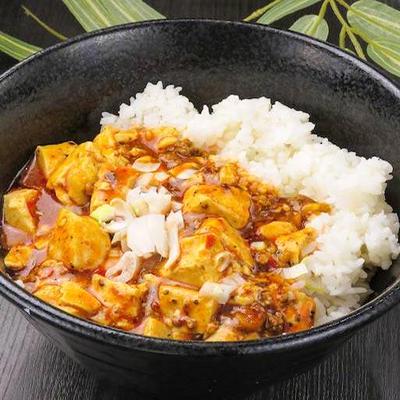 麻婆豆腐丼 Tofu with Spicy Meat Sauce Rice Bowl
