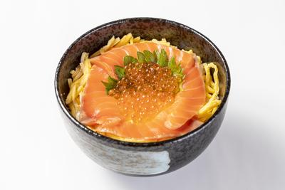 サーモンいくらちらし