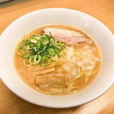 とんこつ醤油ラーメン