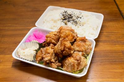 520g《モモ+ムネ》大盛りからあげ弁当 (中津醤油味) 【から揚げ6コ】 520g Large Portion Fried Chicken Bento