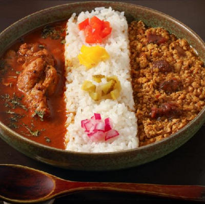 2種盛りカレー(チキン×梅キーマ)