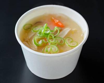 野菜たっぷり豚汁