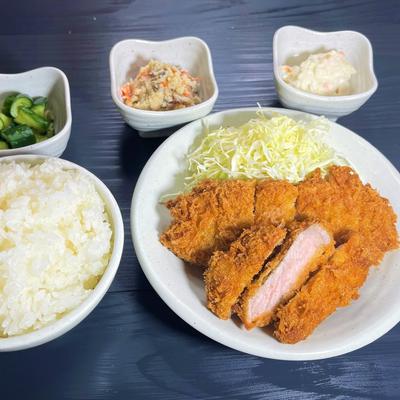 ロースかつ1.5倍定食