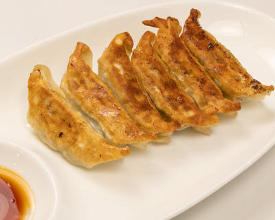肉汁焼餃子6個(餃子ダレ付)