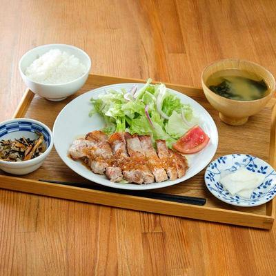 豚肉ステーキ和風オニオン