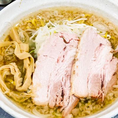 こってり背油醤油ラーメン