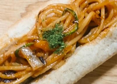 ホットドッグ ナポリタン