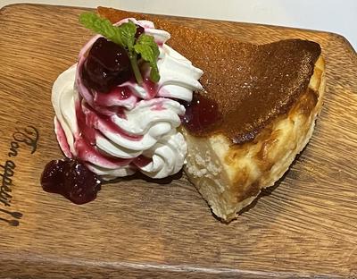 バスクチーズケーキ