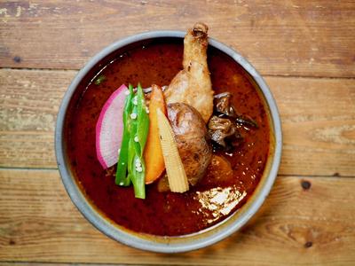煮込みのチキンカレー