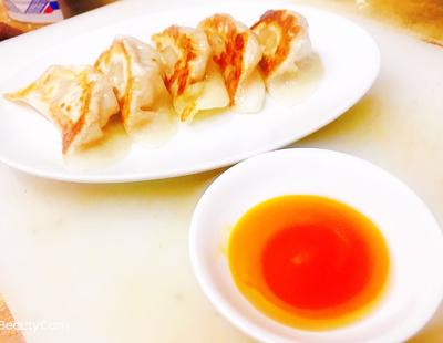 自家製焼き餃子(タレなし)
