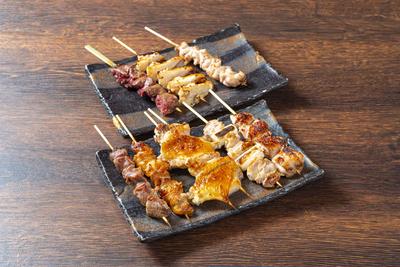 【串盛り人気No.1】炭火焼き鳥8本セット